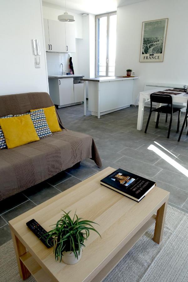 Maison Carree/Coeur Historique De Nimes - Superbe Appt 55M² ภายนอก รูปภาพ