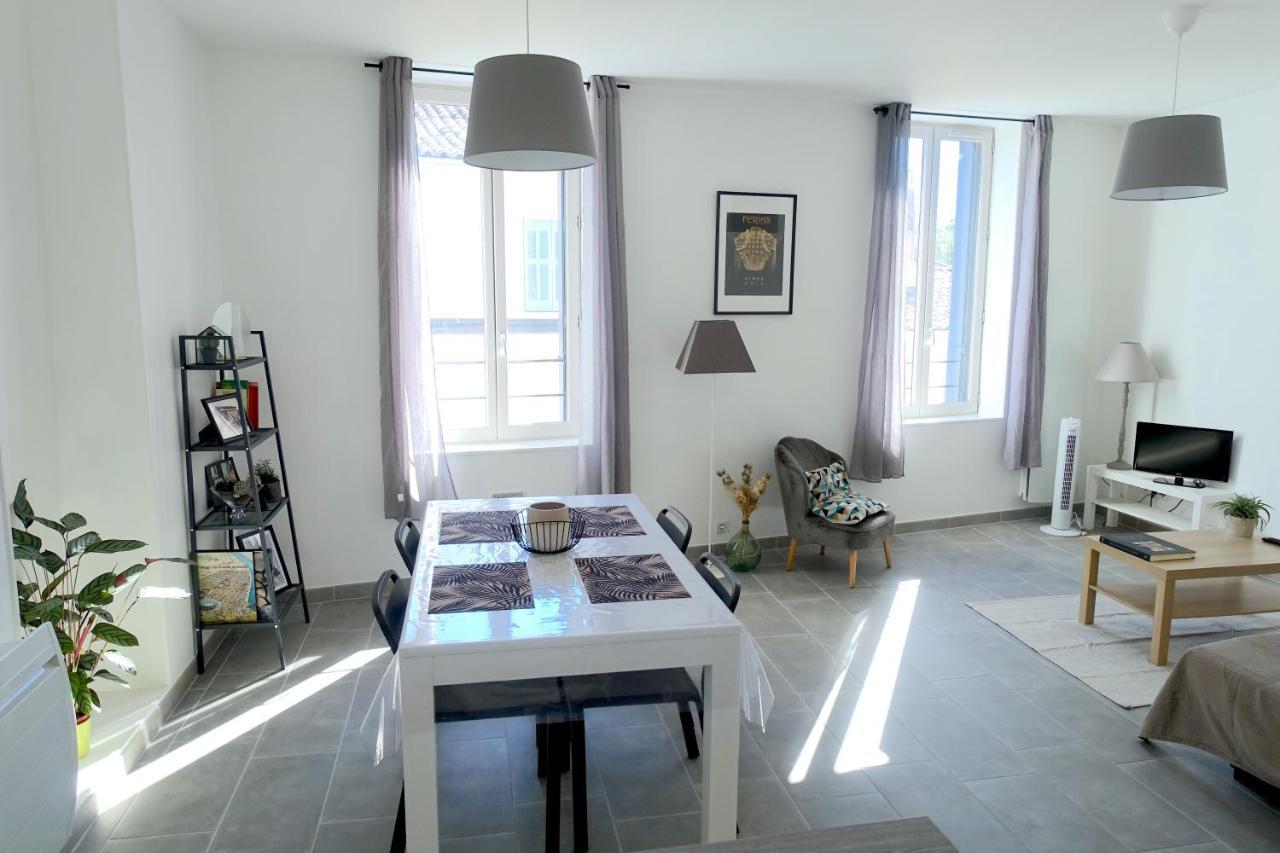 Maison Carree/Coeur Historique De Nimes - Superbe Appt 55M² ภายนอก รูปภาพ